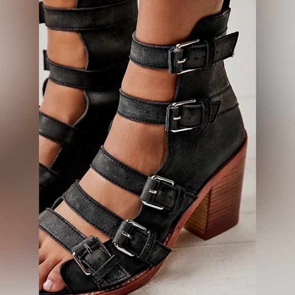 Free People sz 39 strappy heeled FP Collection - Buckle Up Baby Block Heels - Picture 3 of 10